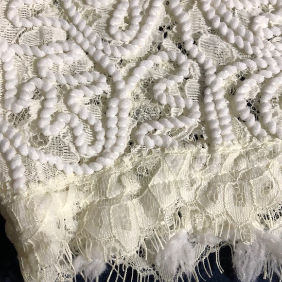 White see Thee crop top shirt with zip on the side - Picture 2 of 4